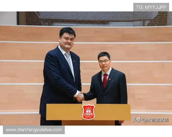 姚明携手中国男篮再创辉煌，国际赛场展现实力与风采